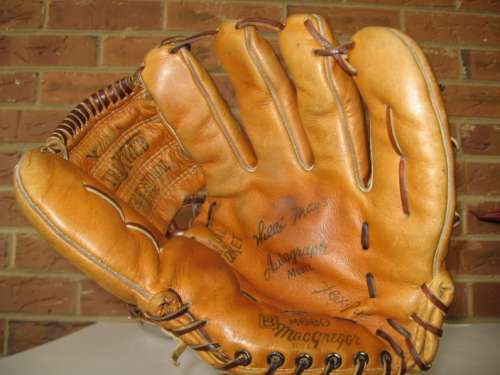 Willie Mays MacGregor M680 Front